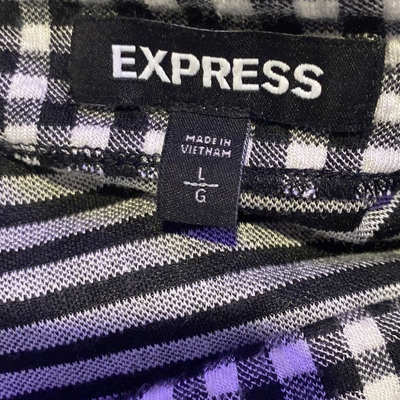 EXPRESS Black and White Checkered Blouse - LARGE - Picture 3 of 4